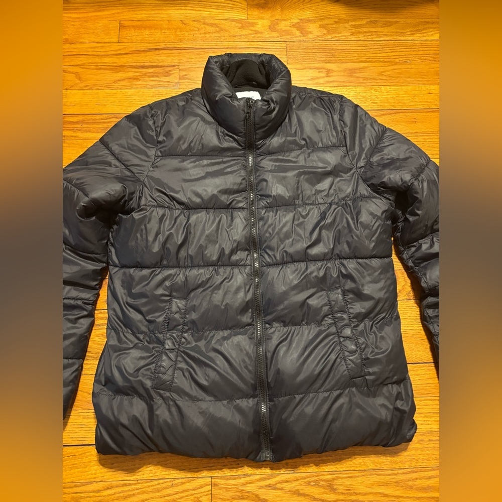 Old Navy Black Quilted Puffer Jacket - Picture 7 of 12
